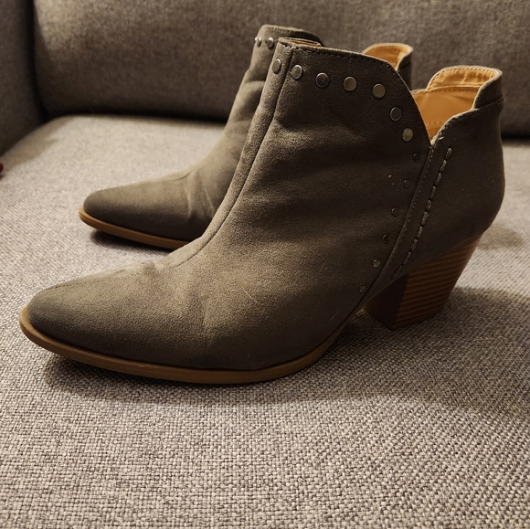 Ankle boots - Picture 3 of 6